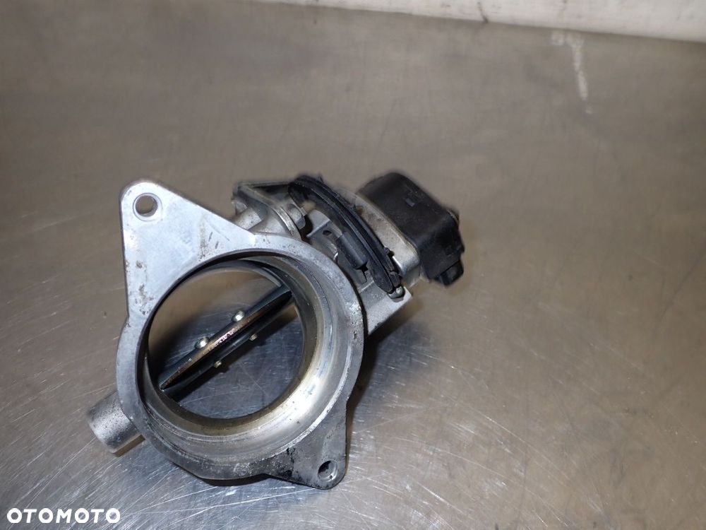 PRZEPUSTNICA BMW E39 2.5 523I M52B25 1703562 - 3