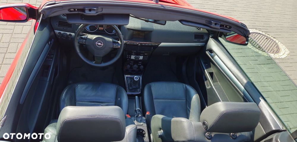 Opel Astra GTC 1.9 CDTI Cosmo - 8