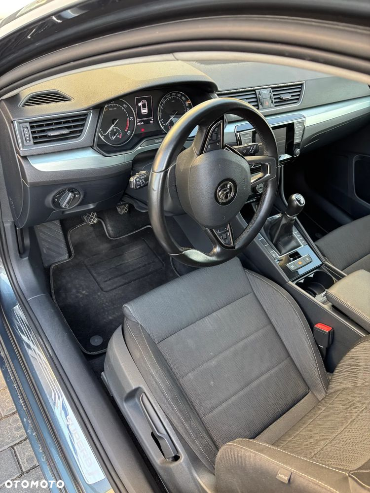Skoda Superb 2.0 TDI Ambition - 14