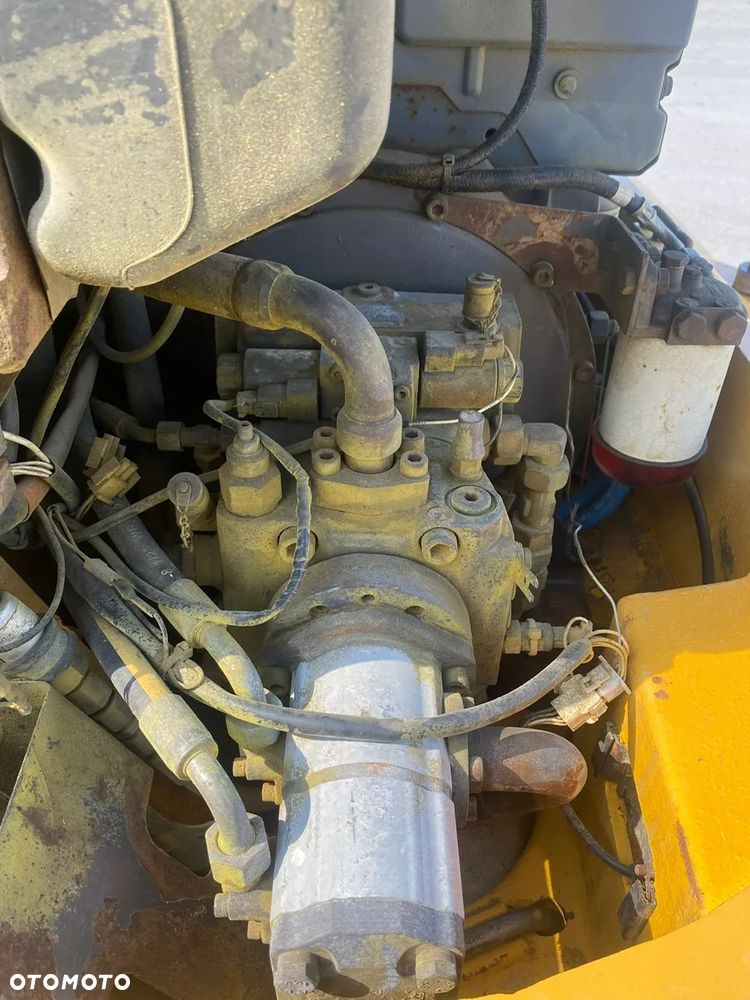 Volvo L30B Szczęka / Widły / Szybkozłącze - 18