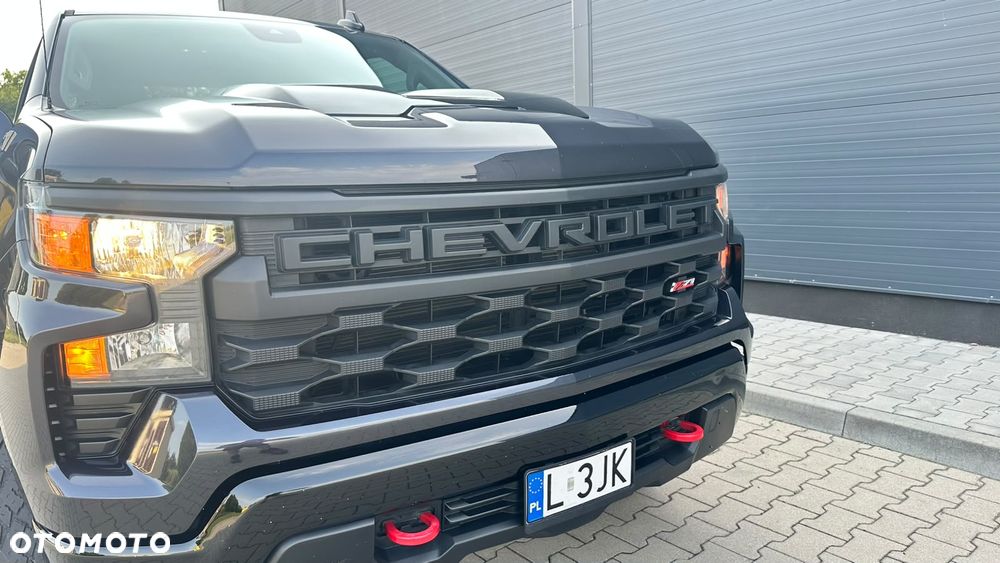 Chevrolet Silverado - 24