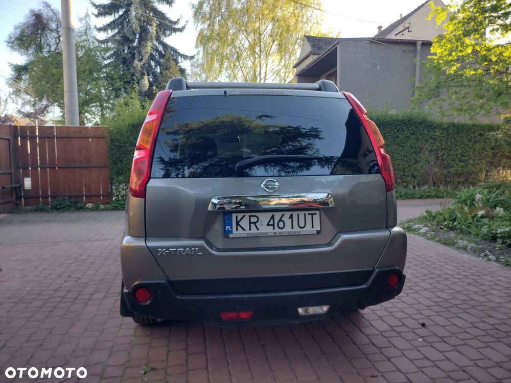 Nissan X-Trail 2.0 4x4 XE - 5