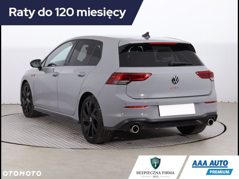 Volkswagen Golf - 5