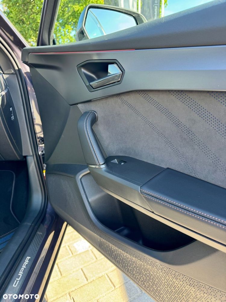 Cupra Formentor 1.5 eTSI mHEV DSG - 25