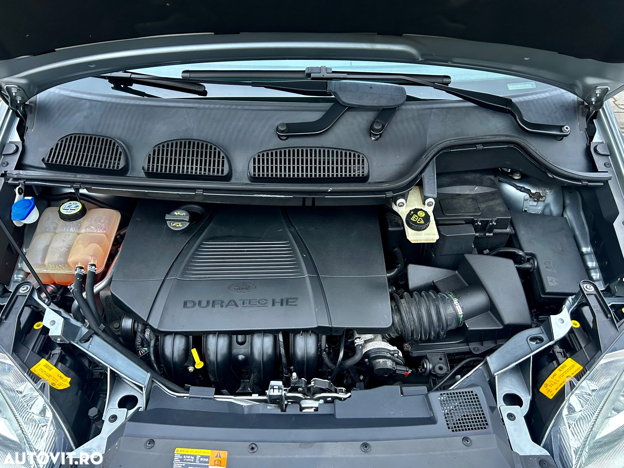 Ford C-Max 1.8 Ghia - 10