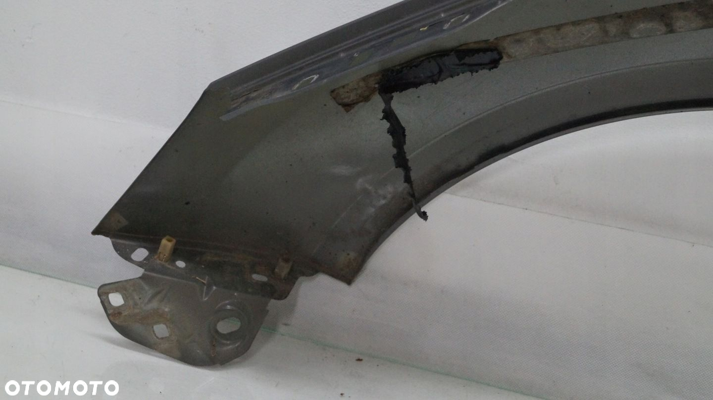 BŁOTNIK PRZEDNI PRAWY FORD FOCUS MK3 - 10
