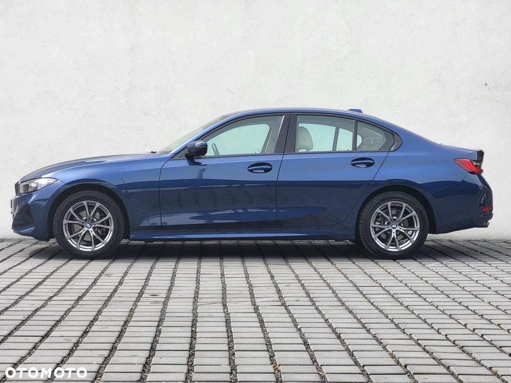 BMW Seria 3 318i - 5