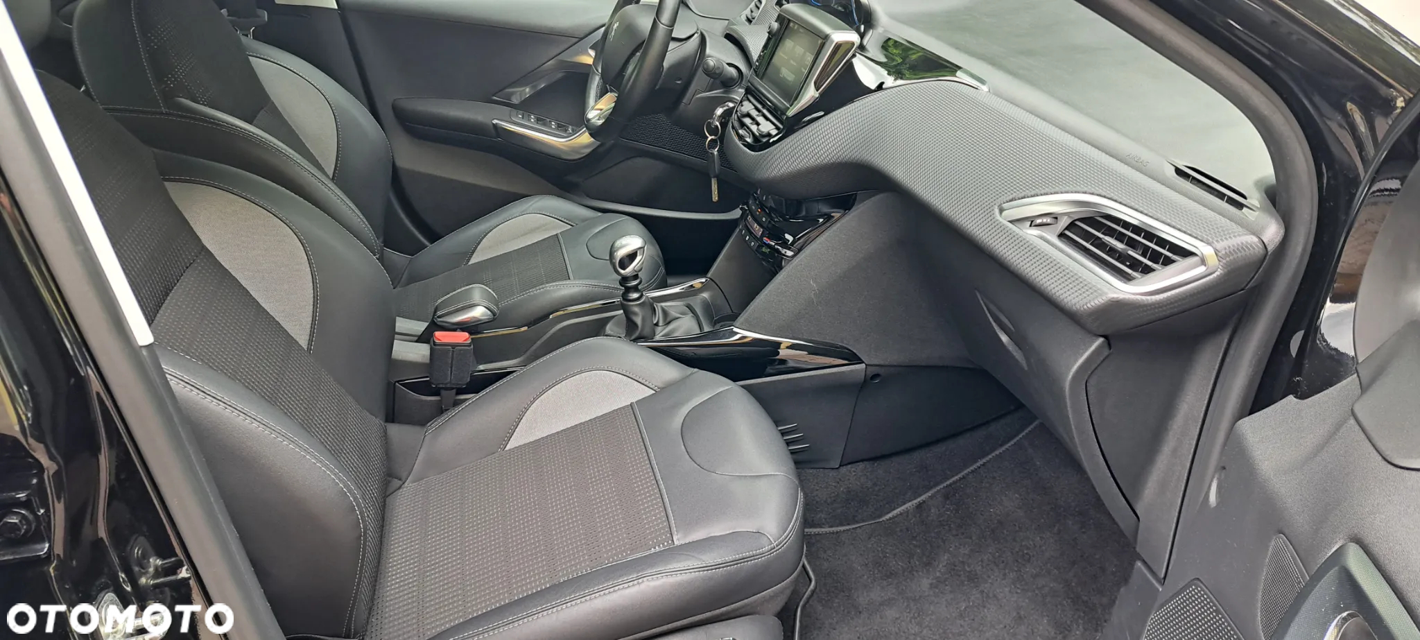 Peugeot 2008 - 16