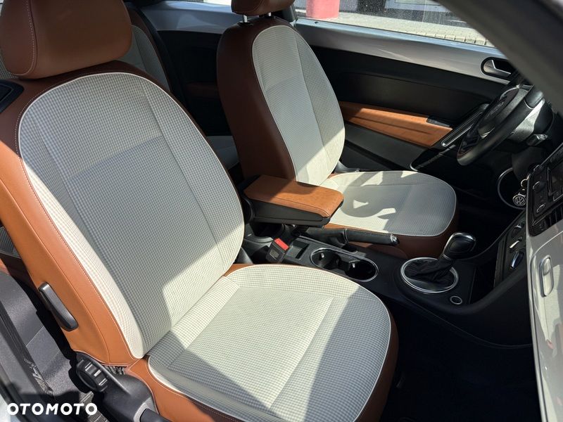 Volkswagen Beetle - 11