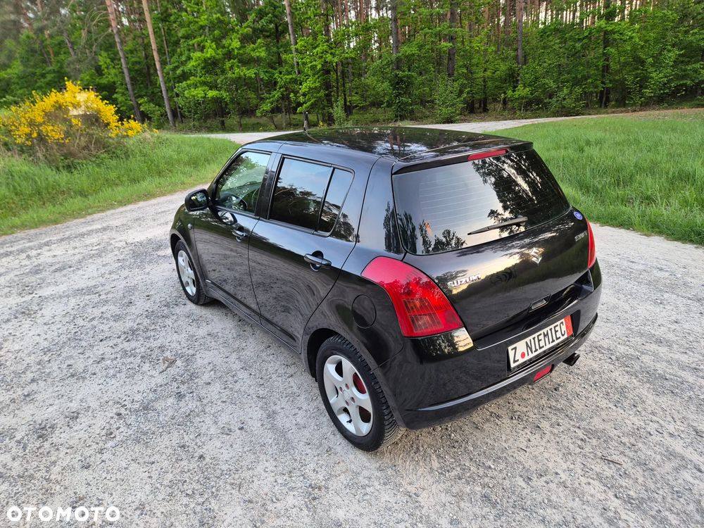 Suzuki Swift - 15