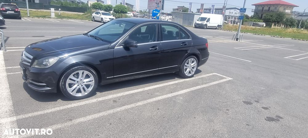 Mercedes-Benz C - 4