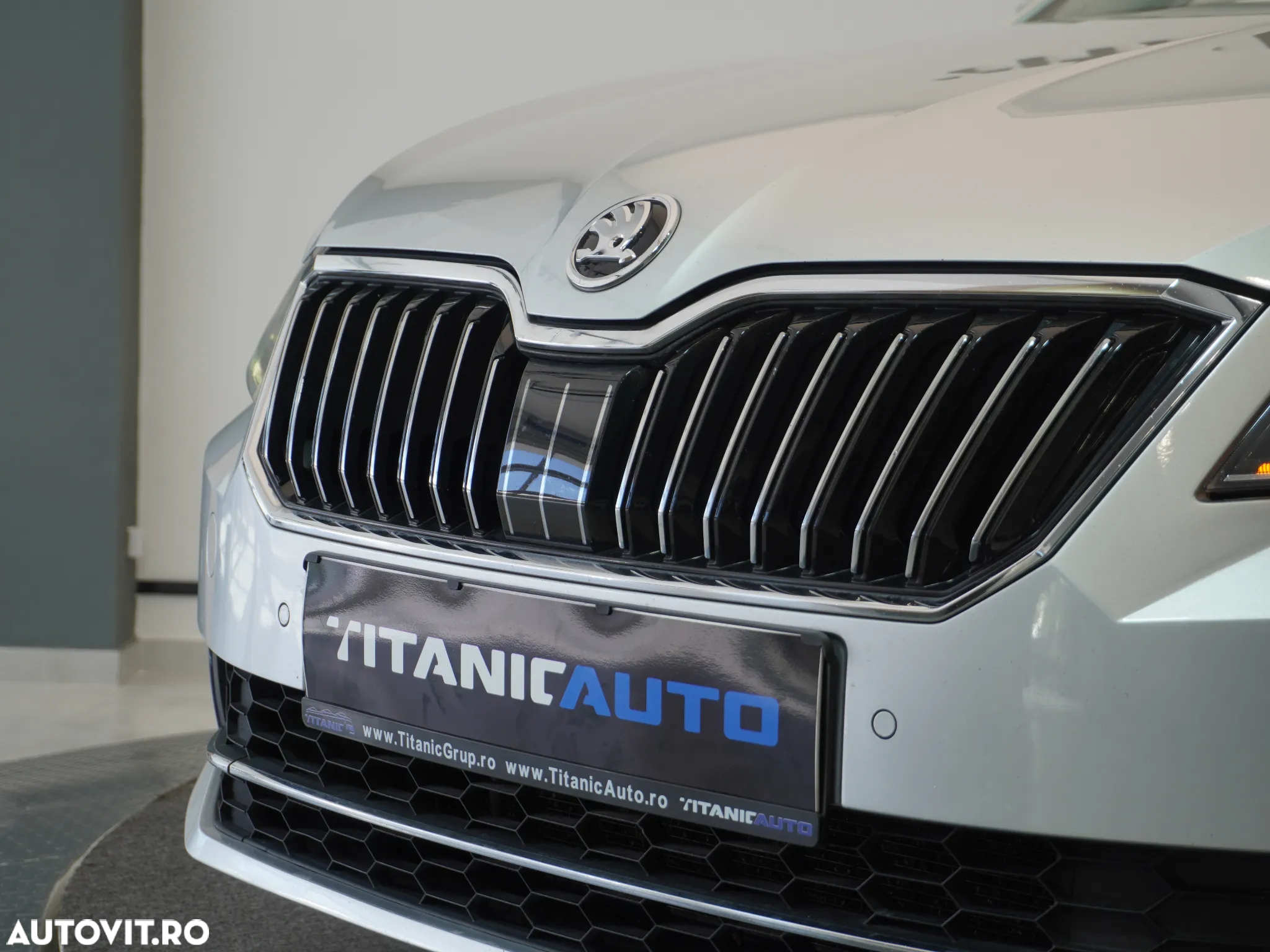 Skoda Superb 2.0 TDI 4X4 DSG Style - 13