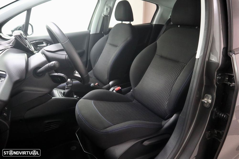 Peugeot 208 1.2 PureTech Signature - 7