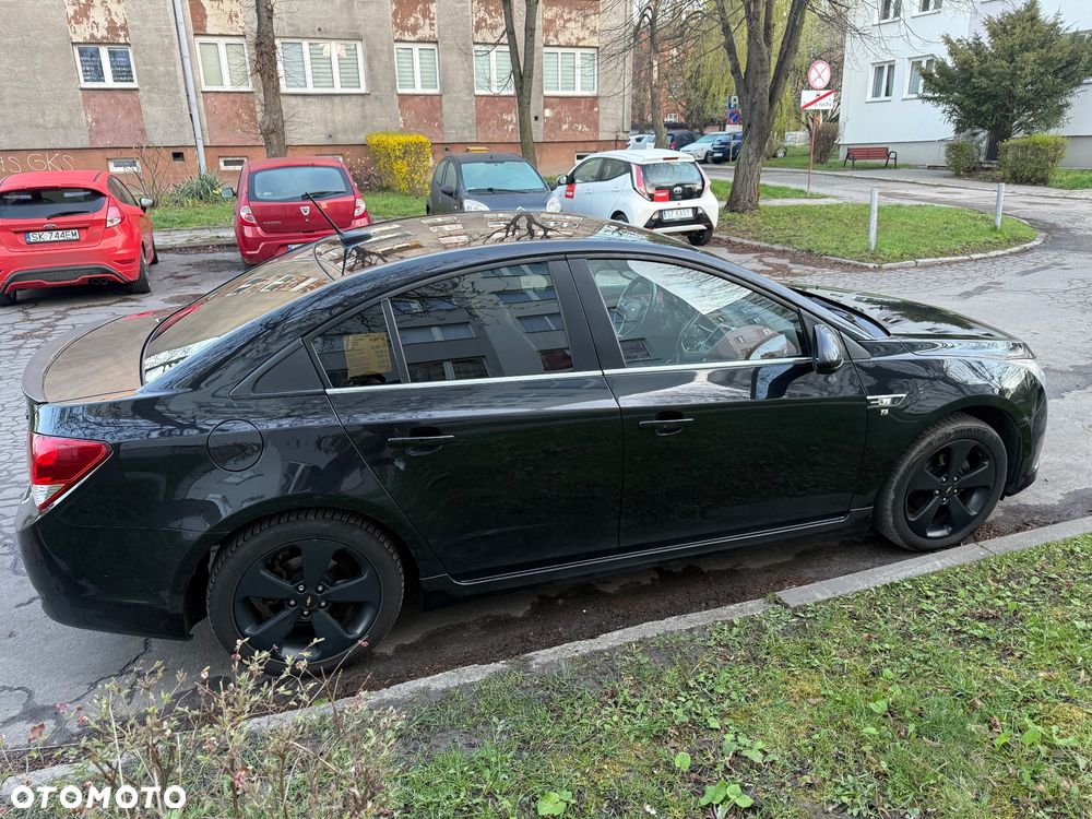 Chevrolet Cruze 1.8 LTZ - 27