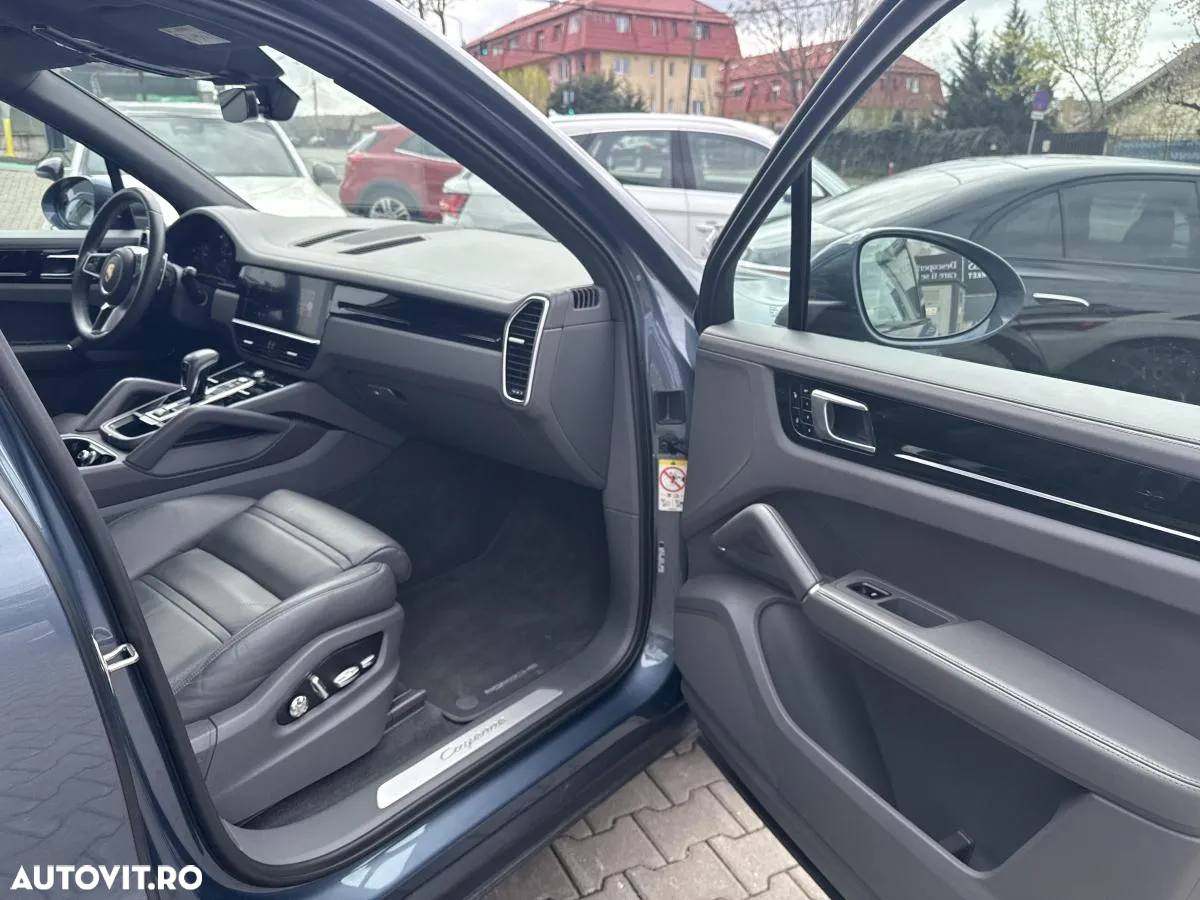 Porsche Cayenne Standard - 20