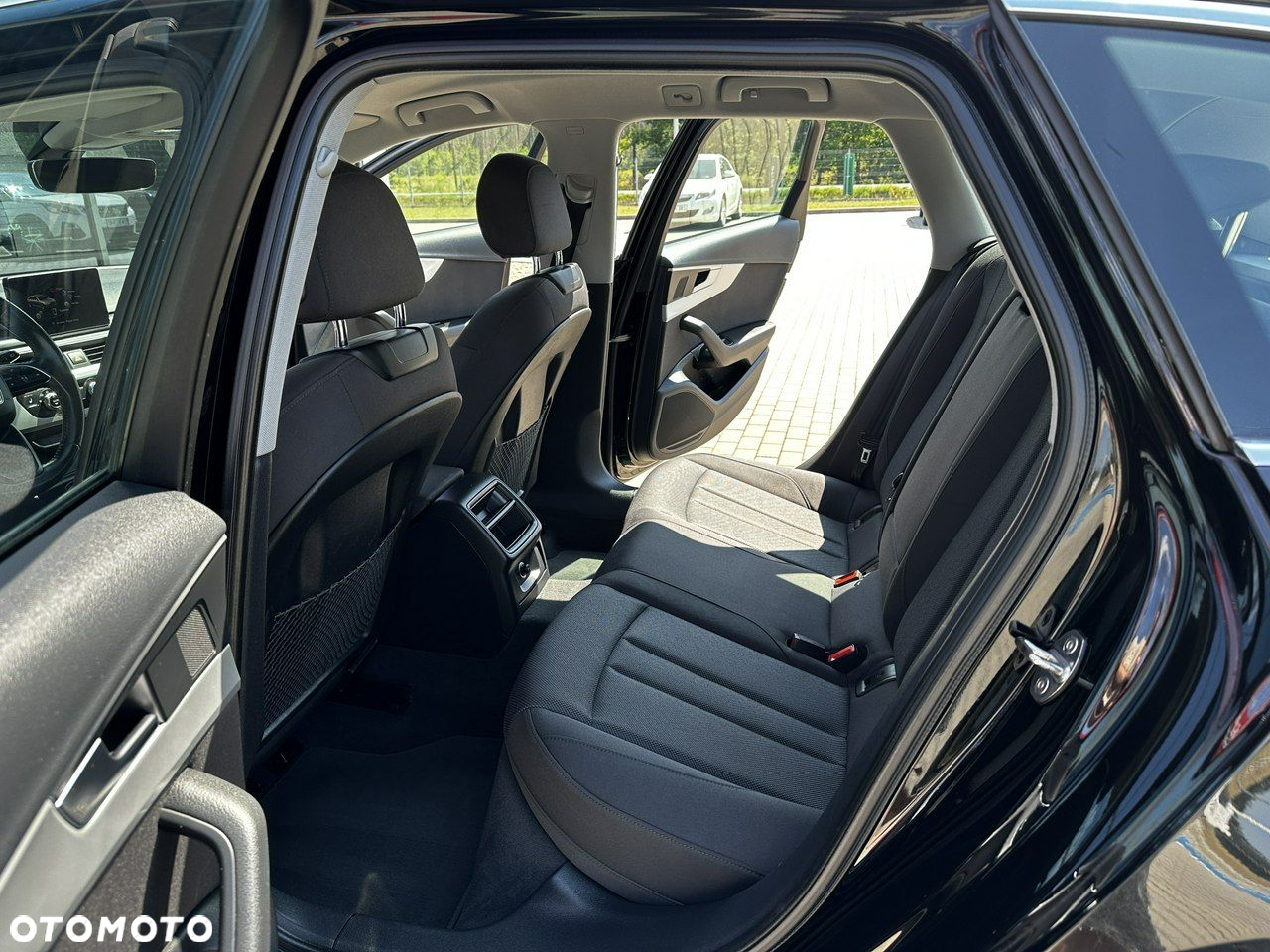 Audi A4 2.0 TDI S tronic - 13