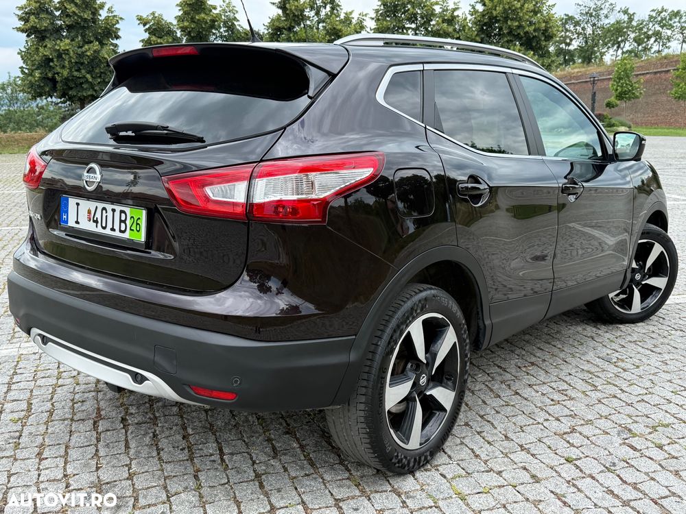 Nissan Qashqai 1.6 DCI ALL-MODE 4x4i TEKNA+ - 3