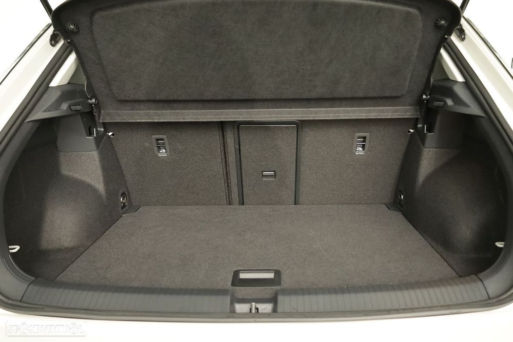 VW T-Roc 1.0 TSI Life - 21