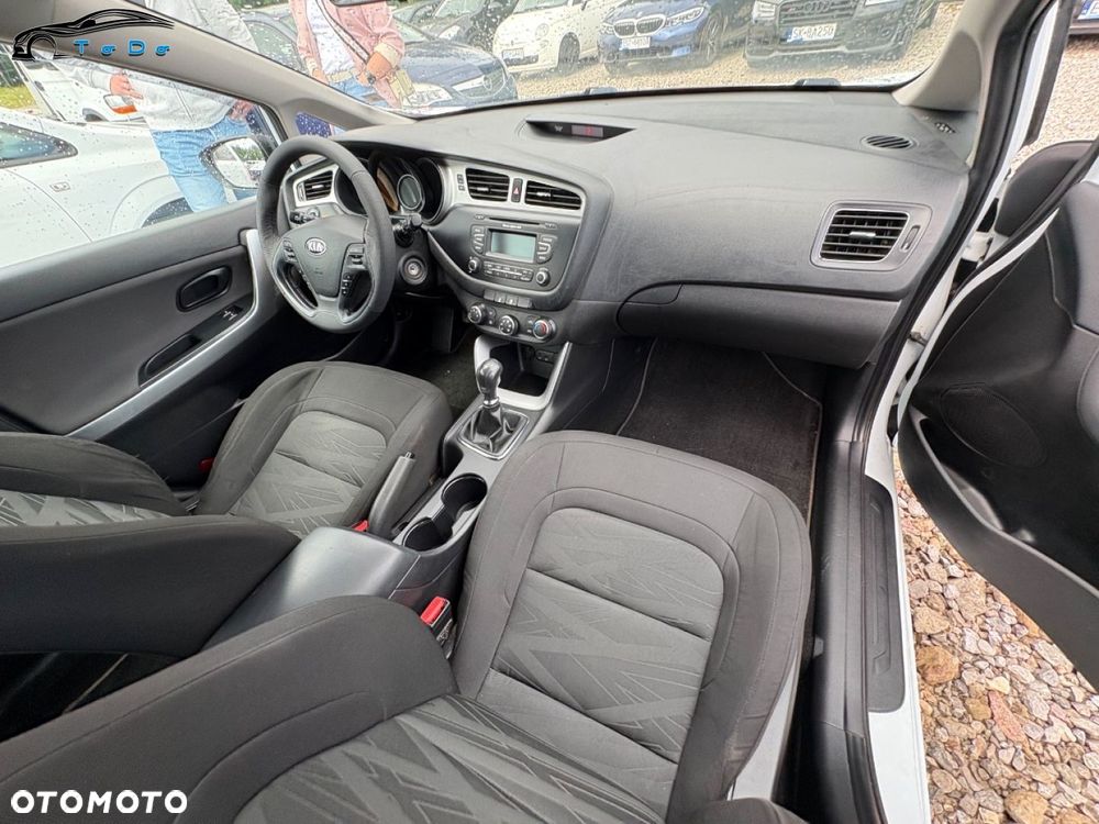 Kia Ceed 1.4 Business Line - 24