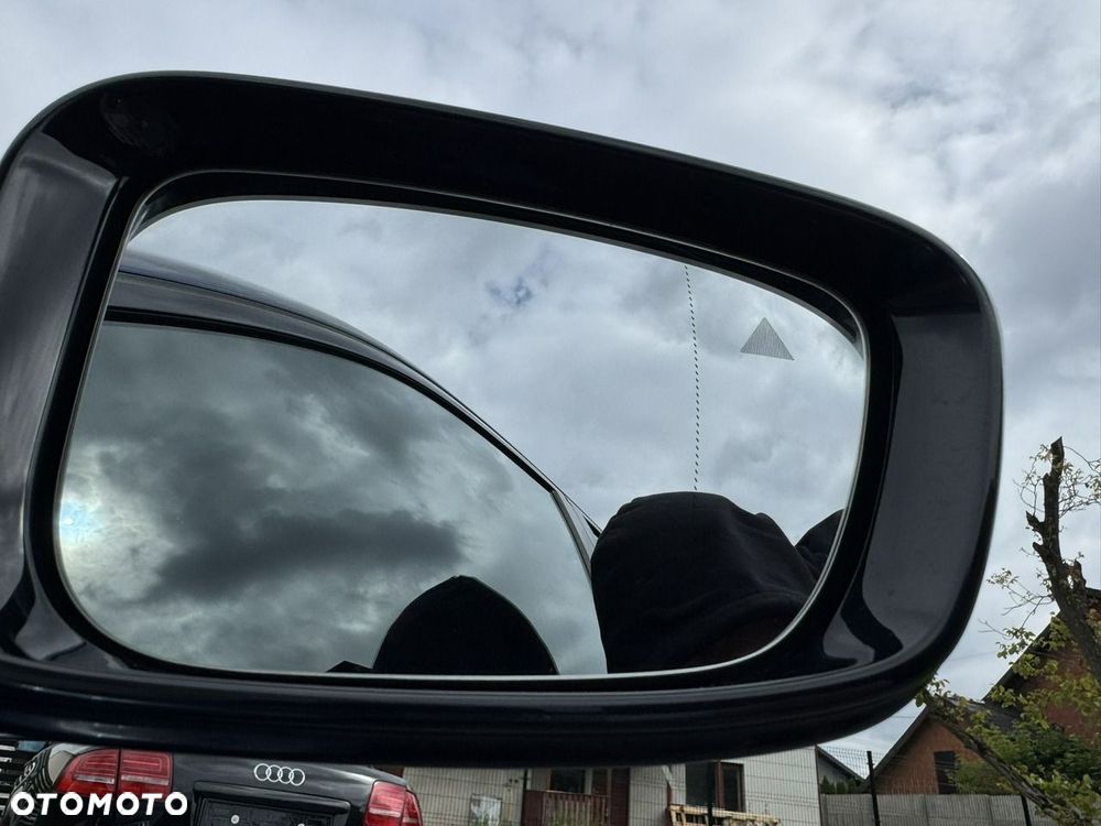 BMW Seria 3 320d Sport Line Shadow sport - 35
