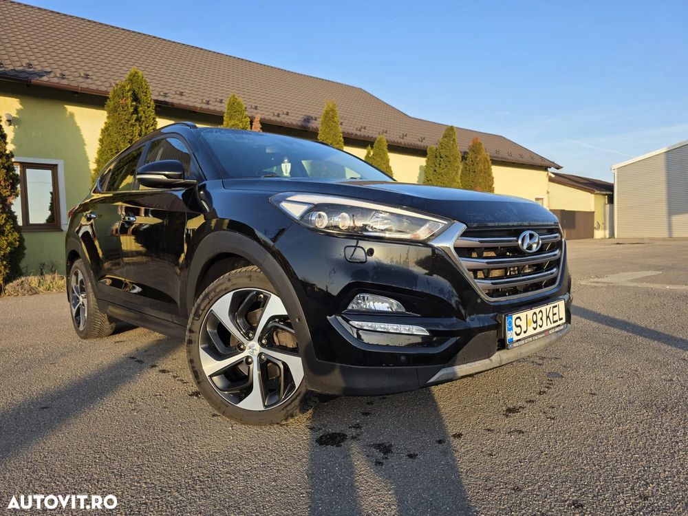 Hyundai Tucson 2.0 CRDI 4WD Automatik Style - 1