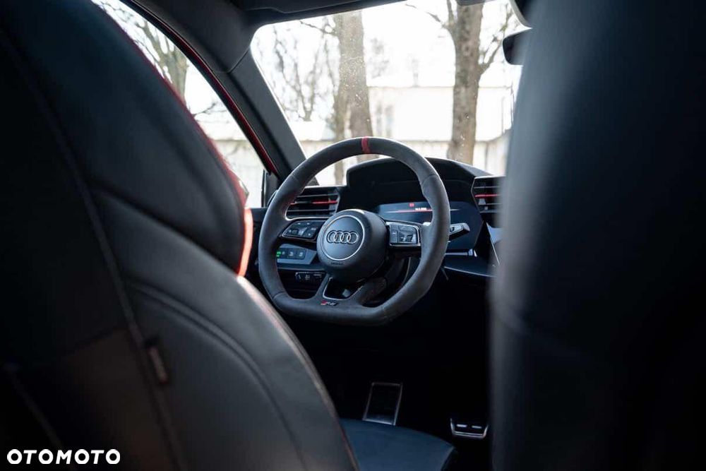 Audi RS3 Limousine - 35