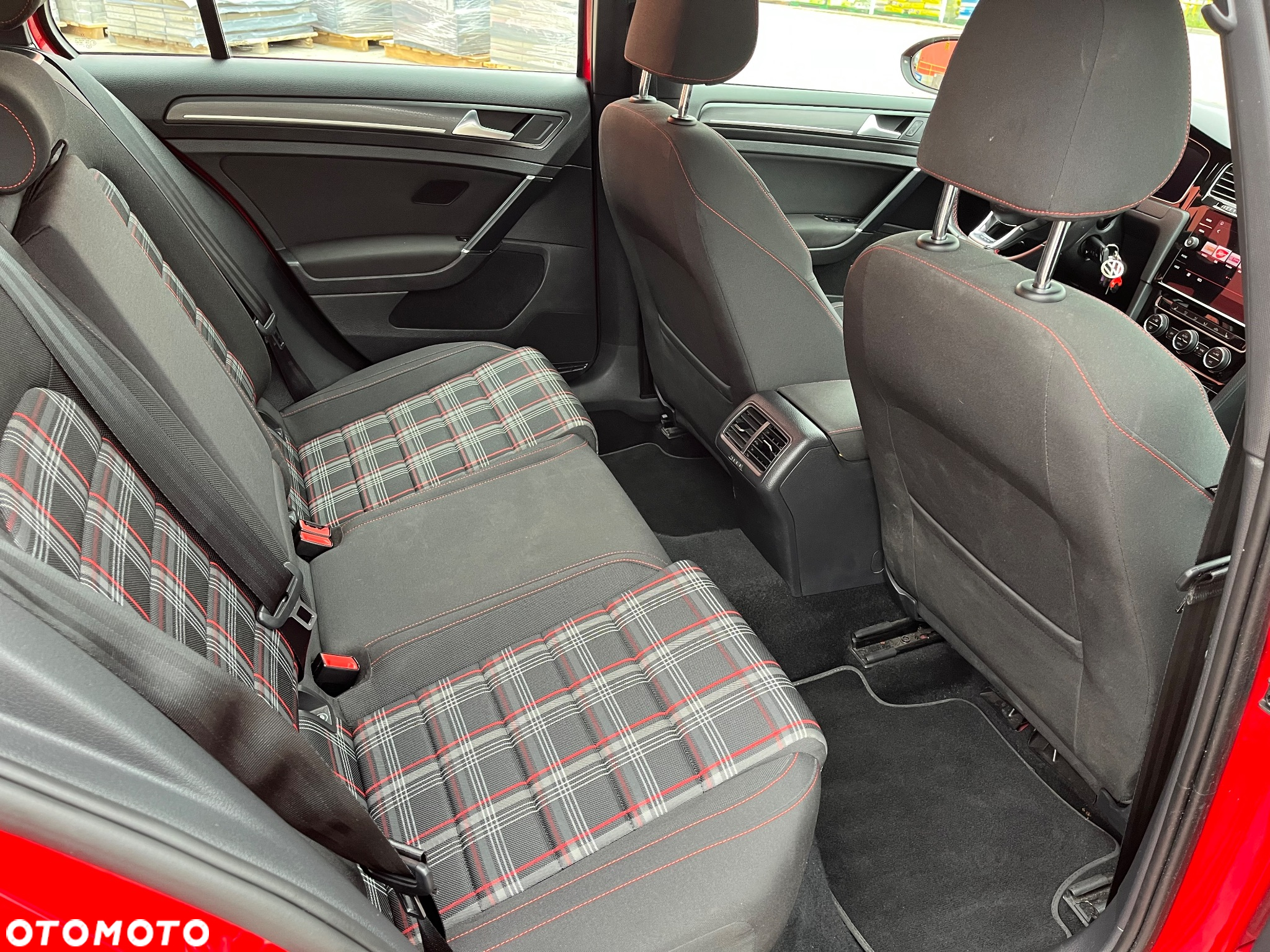 Volkswagen Golf VII 2.0 TSI BMT GTI Performance - 20