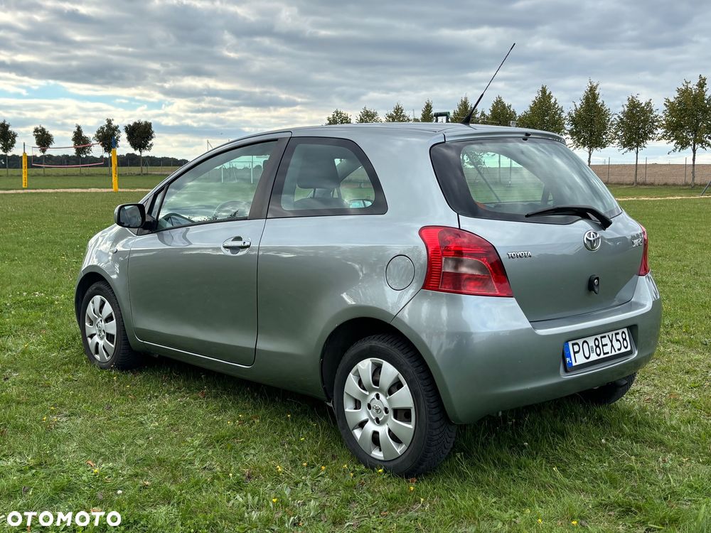 Toyota Yaris - 3