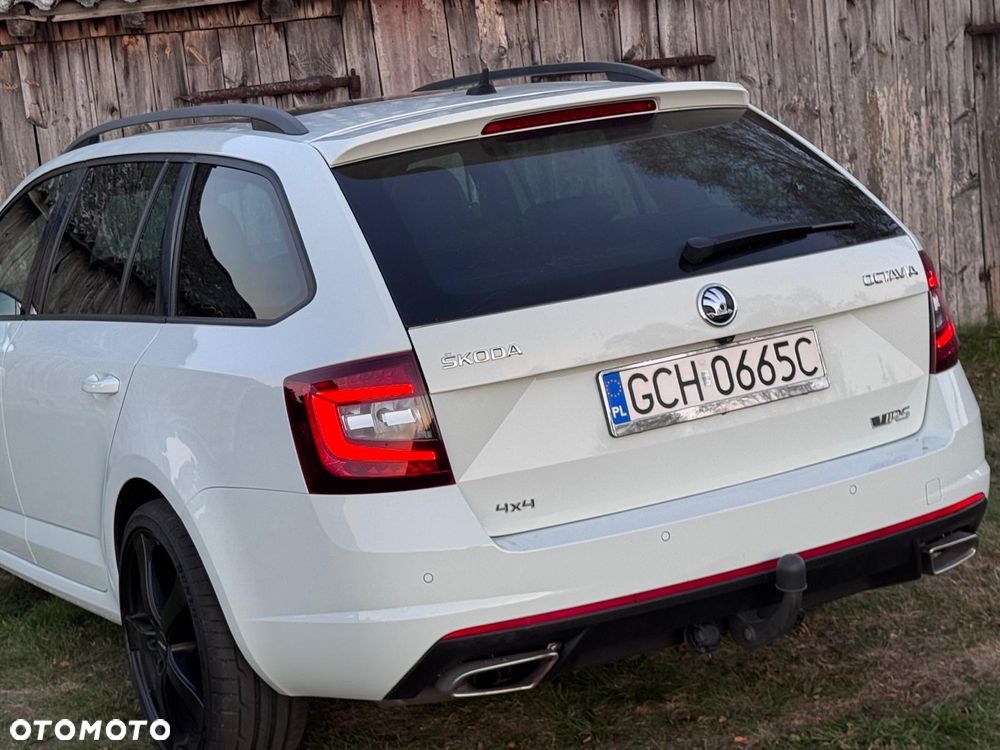 Skoda Octavia 2.0 TDI 4x4 DSG RS - 18