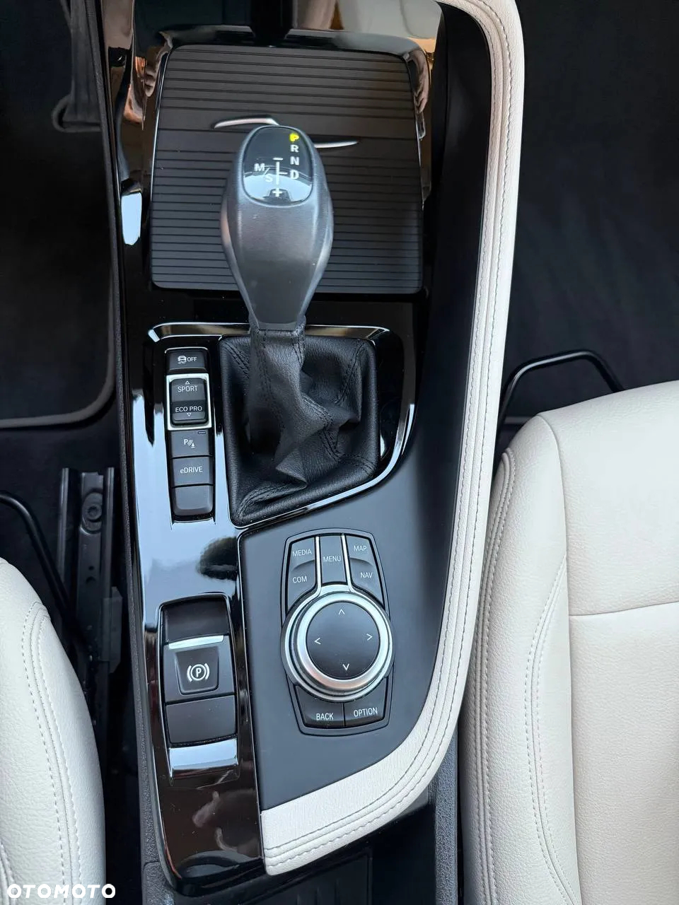 BMW X2 xDrive25e Advantage Plus - 22