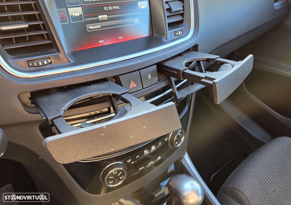 Peugeot 508 SW BlueHDi 120 EAT6 Stop&Start Allure - 21