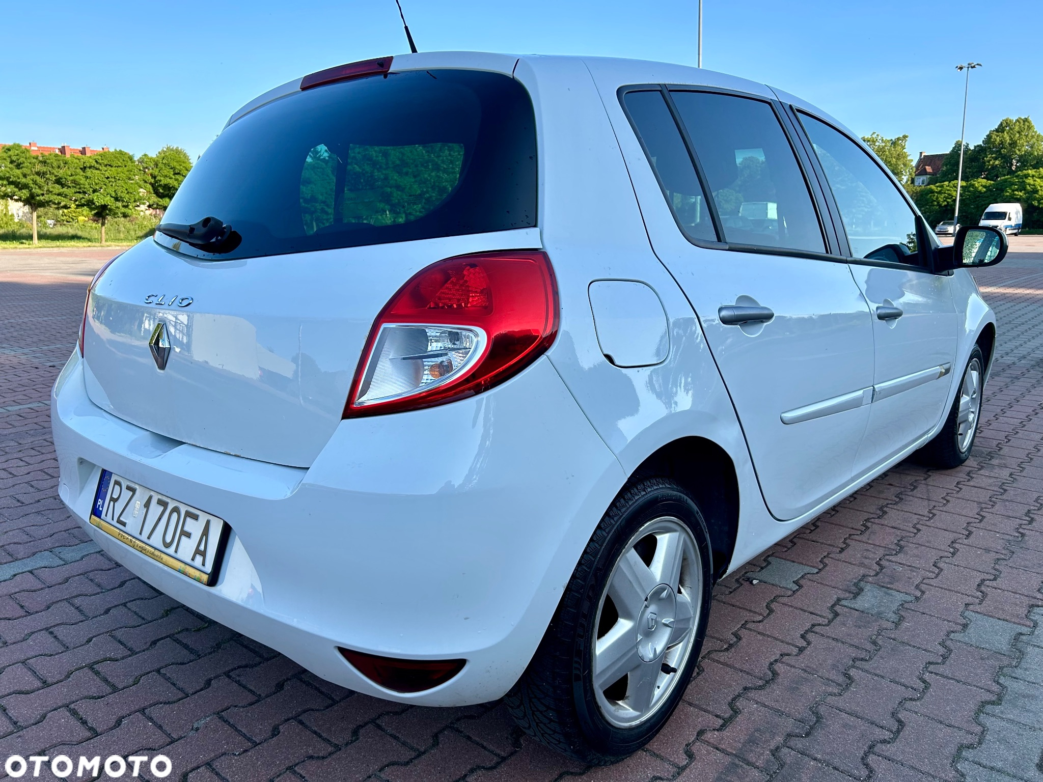 Renault Clio 1.2 16V Expression Quickshift - 8