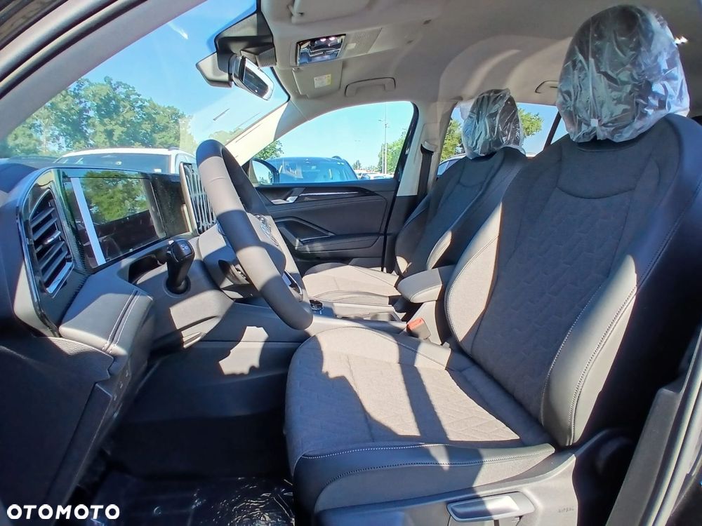 Volkswagen Tiguan - 8