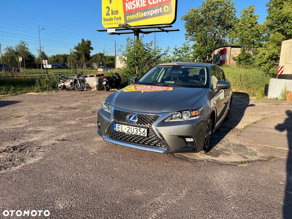 Lexus CT 200h Elegance - 2