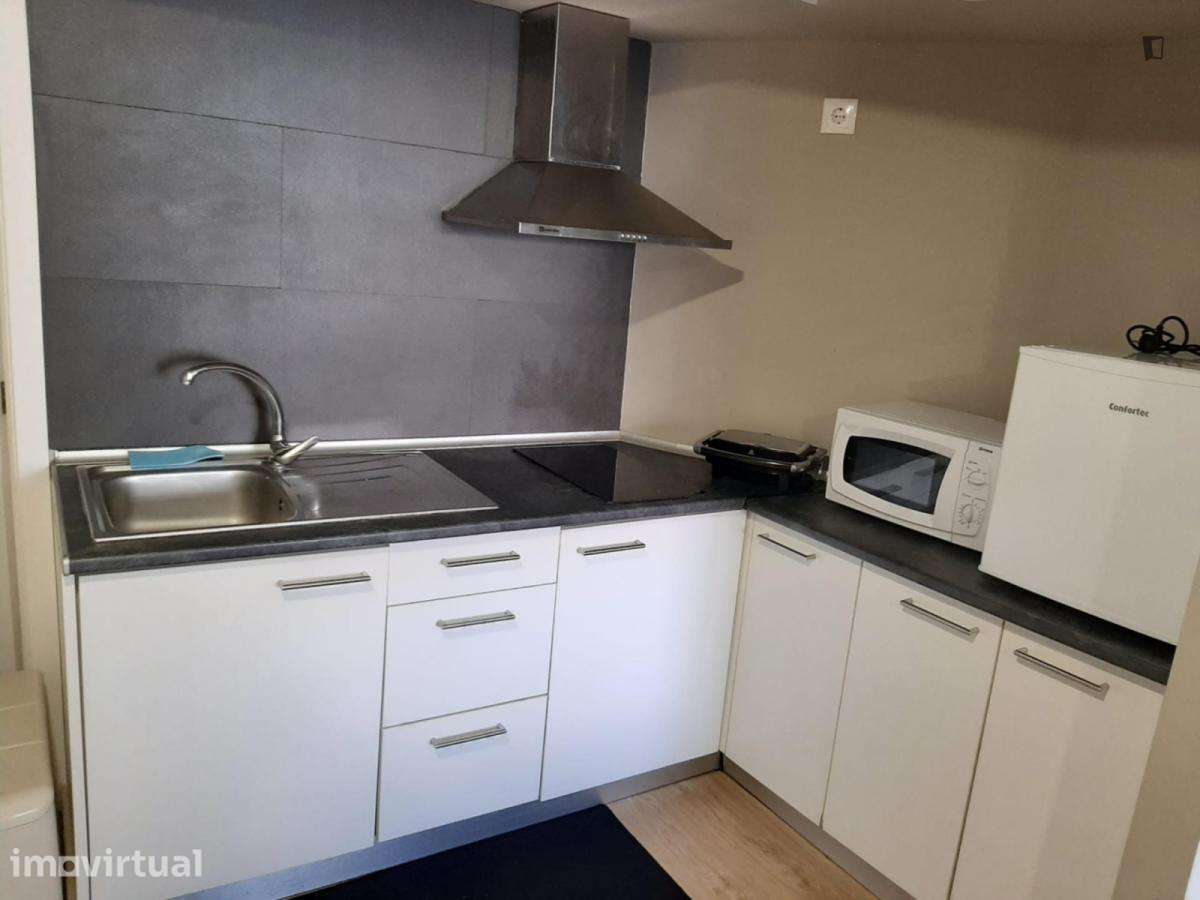 Quarto - localizado em Campanhã Porto - Grande imagem: 3/5