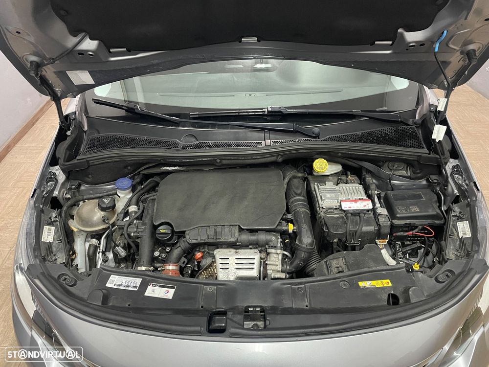 Peugeot 2008 PureTech 110 Stop&Start Allure - 38