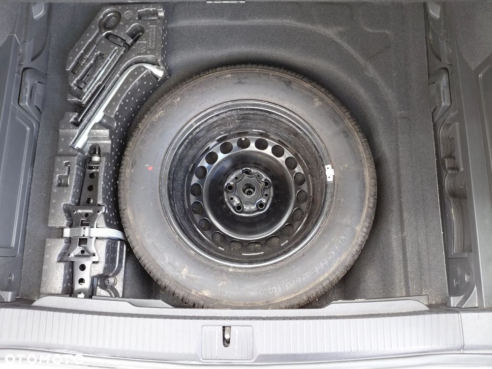 Volkswagen Passat 1.4 TSI BMT Trendline - 10