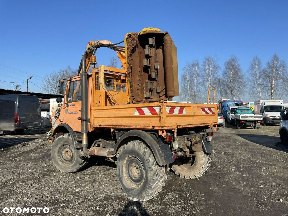 Unimog Unimog 1400 4X4 Kosiarka teleskopowa posypywarka - 32