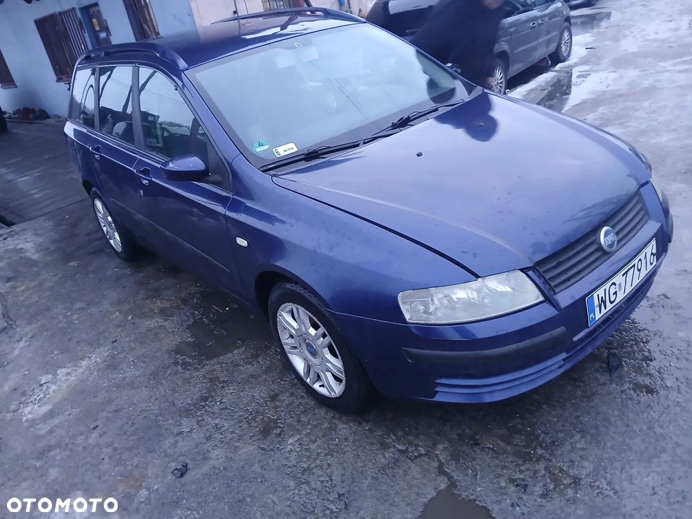 fiat stilo fotel kanapa deska kokpit podsufitka boczek podłokietnik licznik panel szyb stacyjka - 1