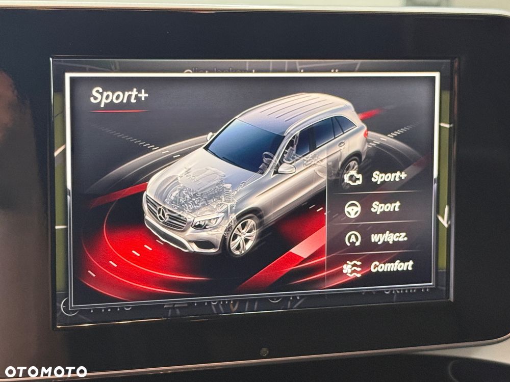 Mercedes-Benz GLC 250 4Matic 9G-TRONIC - 23