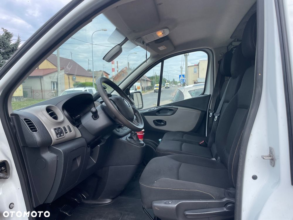 Renault Trafic - 9
