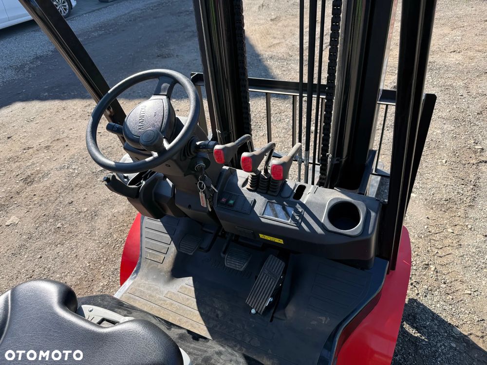 Manitou MI35D - 6