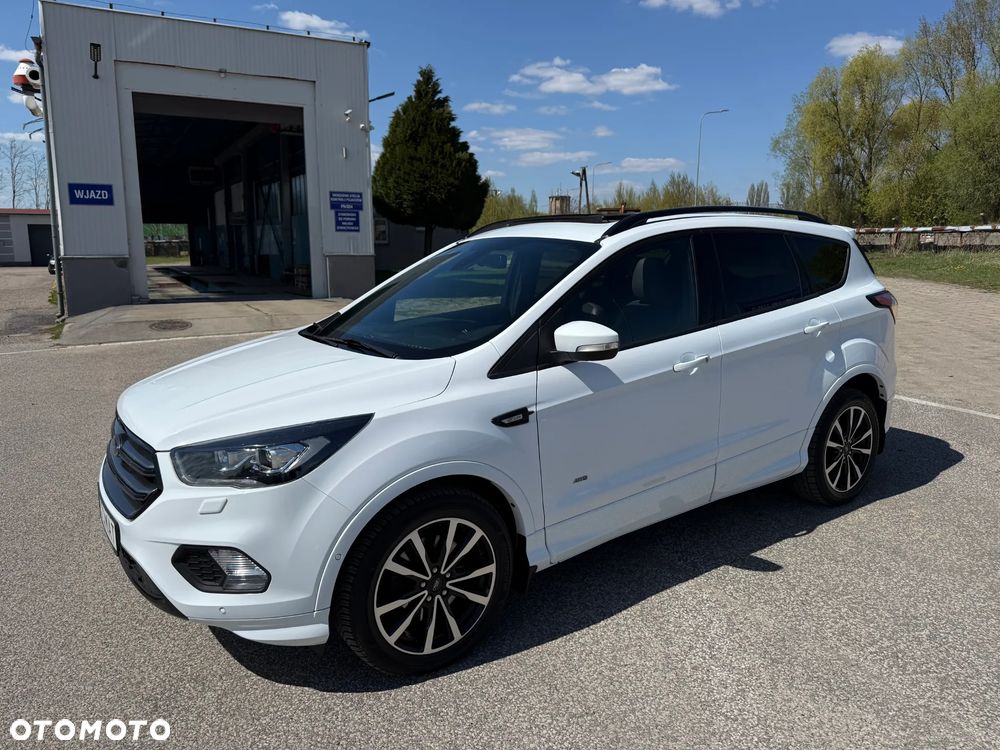 Ford Kuga 1.5 EcoBoost 4x4 ST-Line - 1