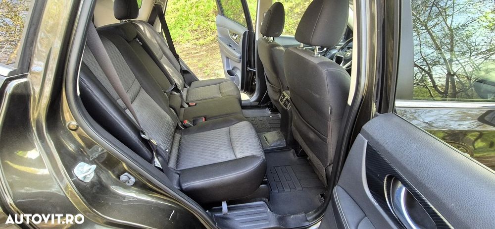 Nissan X-Trail 1.6 dCi ALL-MODE 4x4i N-Vision - 8
