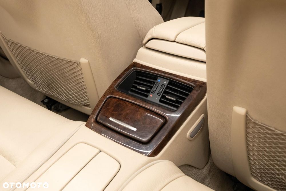 BMW Seria 3 - 33