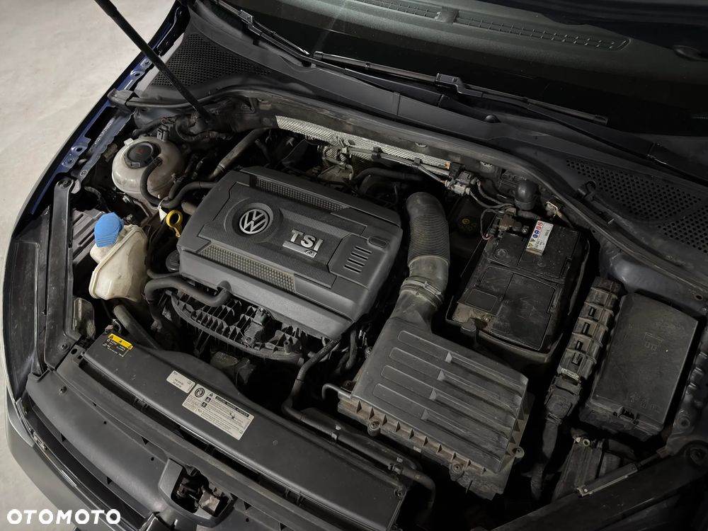 Volkswagen Golf - 12