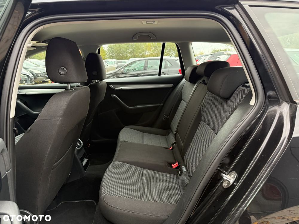 Skoda Octavia 1.6 TDI Drive - 23