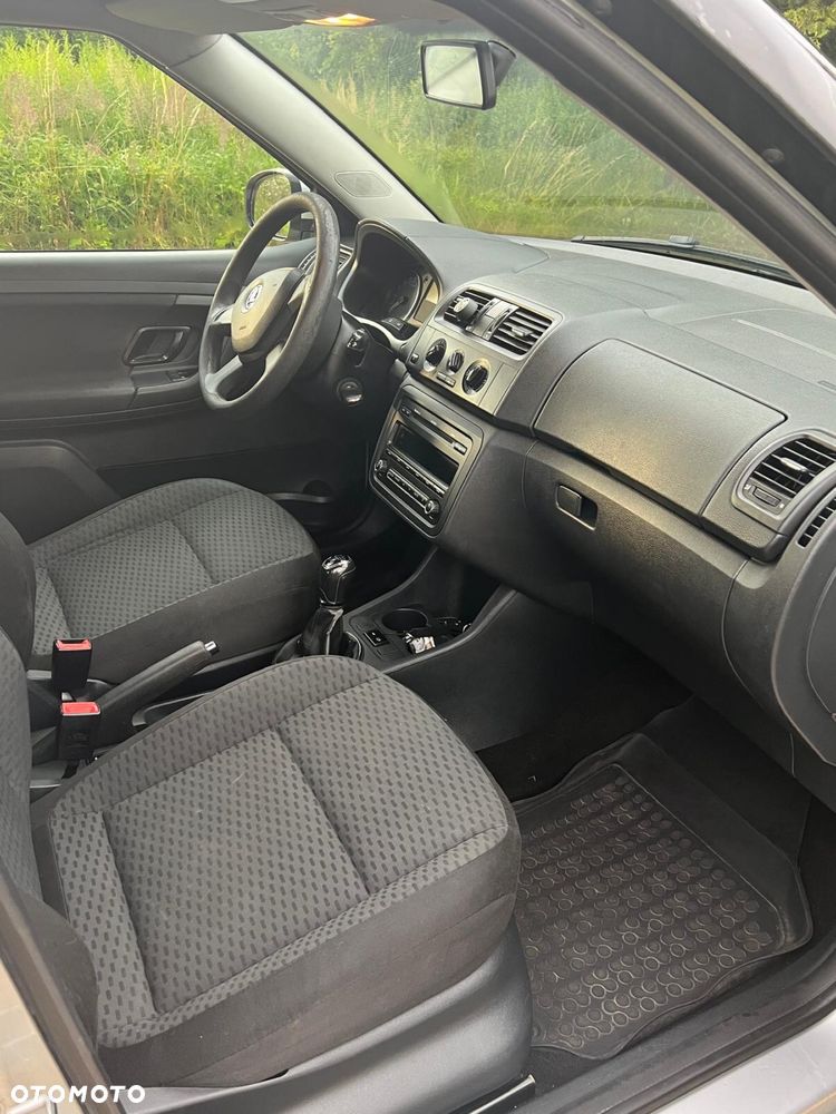Skoda Fabia - 8