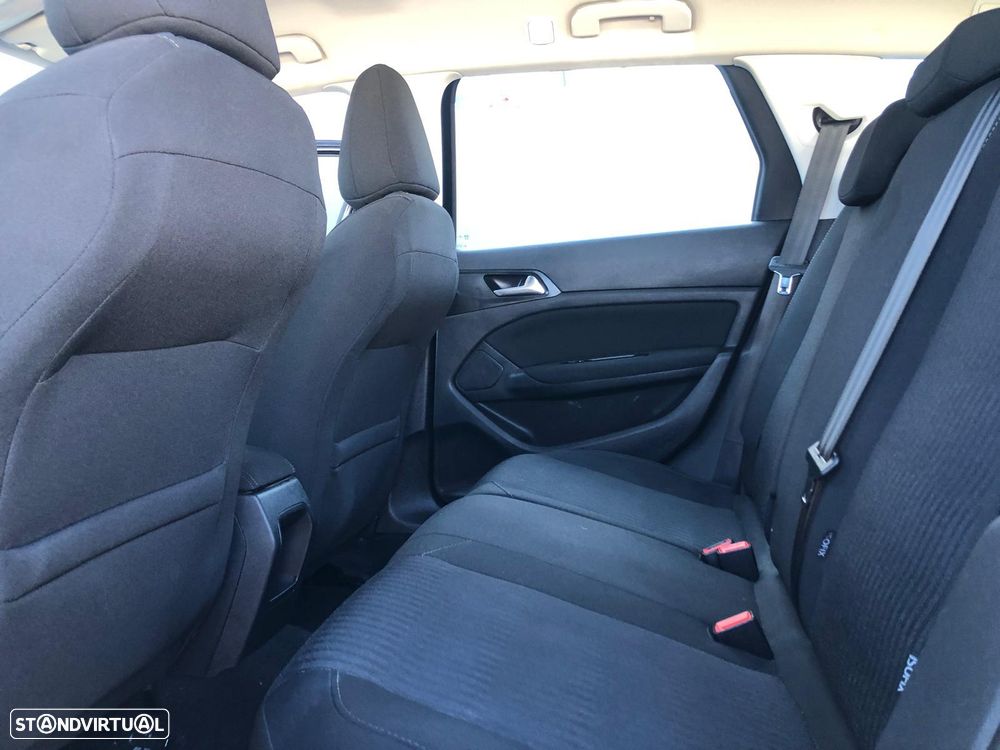 Peugeot 308 SW - 6