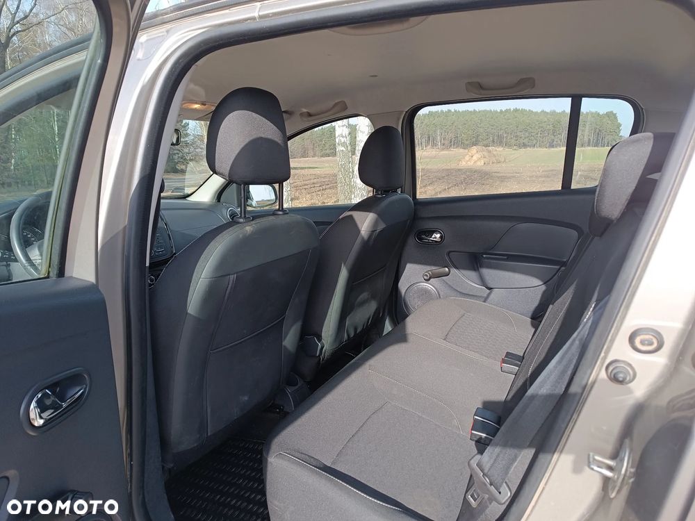 Dacia Sandero 1.2 16V SL Blackline - 9